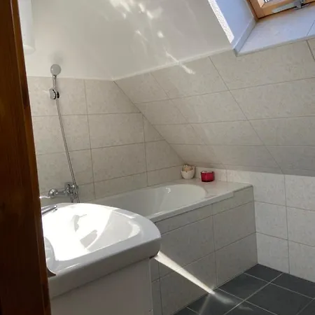 Bastya Apartman Apartment