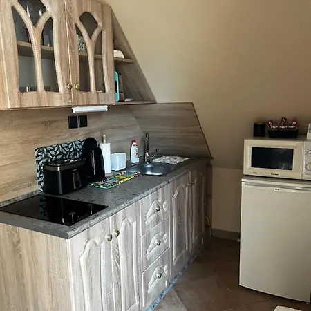 Bastya Apartman Siklos