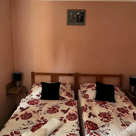 Bastya Apartman Siklos